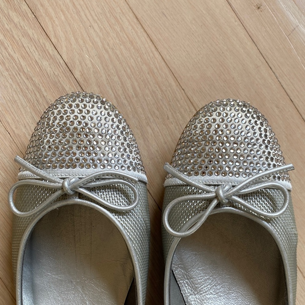 Stuart Weitzman Diamond Studded Silver Ballet Shoes Sz 9